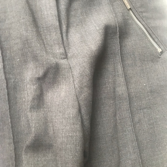 Dark gray Michael kors pants with skinny legs stretchy - Picture 9 of 11